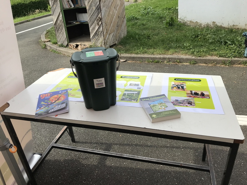 Ilôt de compostage du Mesnil-Saint-Denis mai 2025